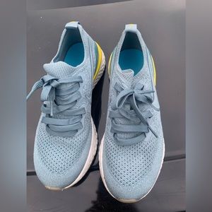 Nike Tajun Epic React Youth Sneakers